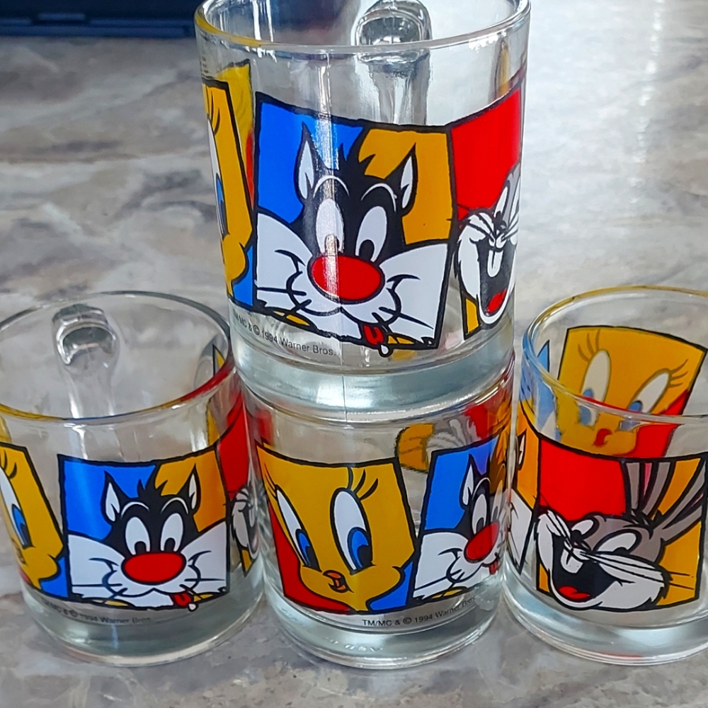 Looney Tunes Character Glass Set